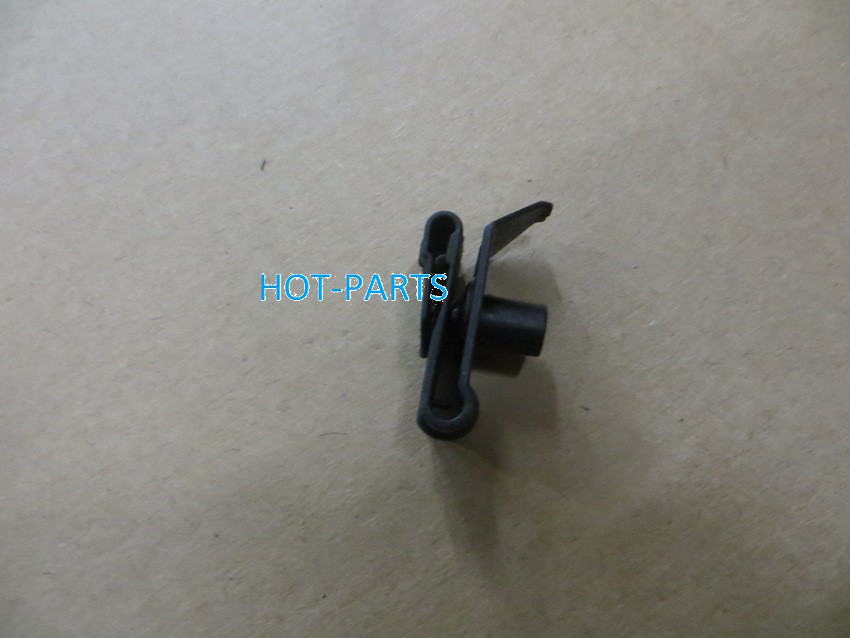 картинка ПИСТОН ПЕРЕДНЕГО БАМПЕРА F-3, F3R  10026367