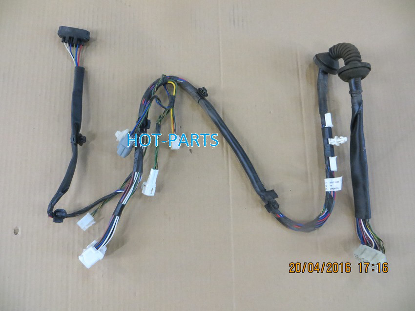 картинка ЖГУТ ПРОВОДОВ ПЕРЕДНЕЙ ЛЕВОЙ ДВЕРИ F3, F3R  17.04.2800F3003