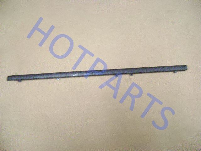 картинка УПЛОТНИТЕЛЬ СТЕКЛА ДВЕРИ ПЕРЕДНЕЙ ПРАВОЙ (БАРХОТКА) GW DEER SAFE  6107502-D01