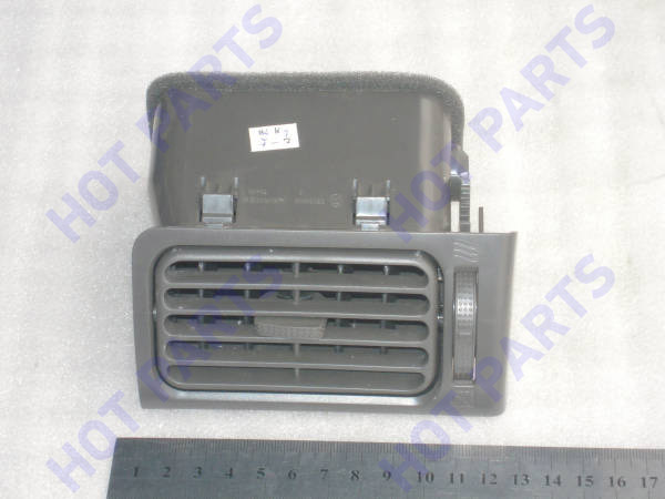 Right ventilation nozzle