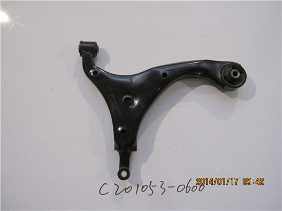 картинка РЫЧАГ ПЕРЕДНЕЙ ПОДВЕСКИ ПРАВЫЙ EADO (В СБОРЕ)  C201053-0600